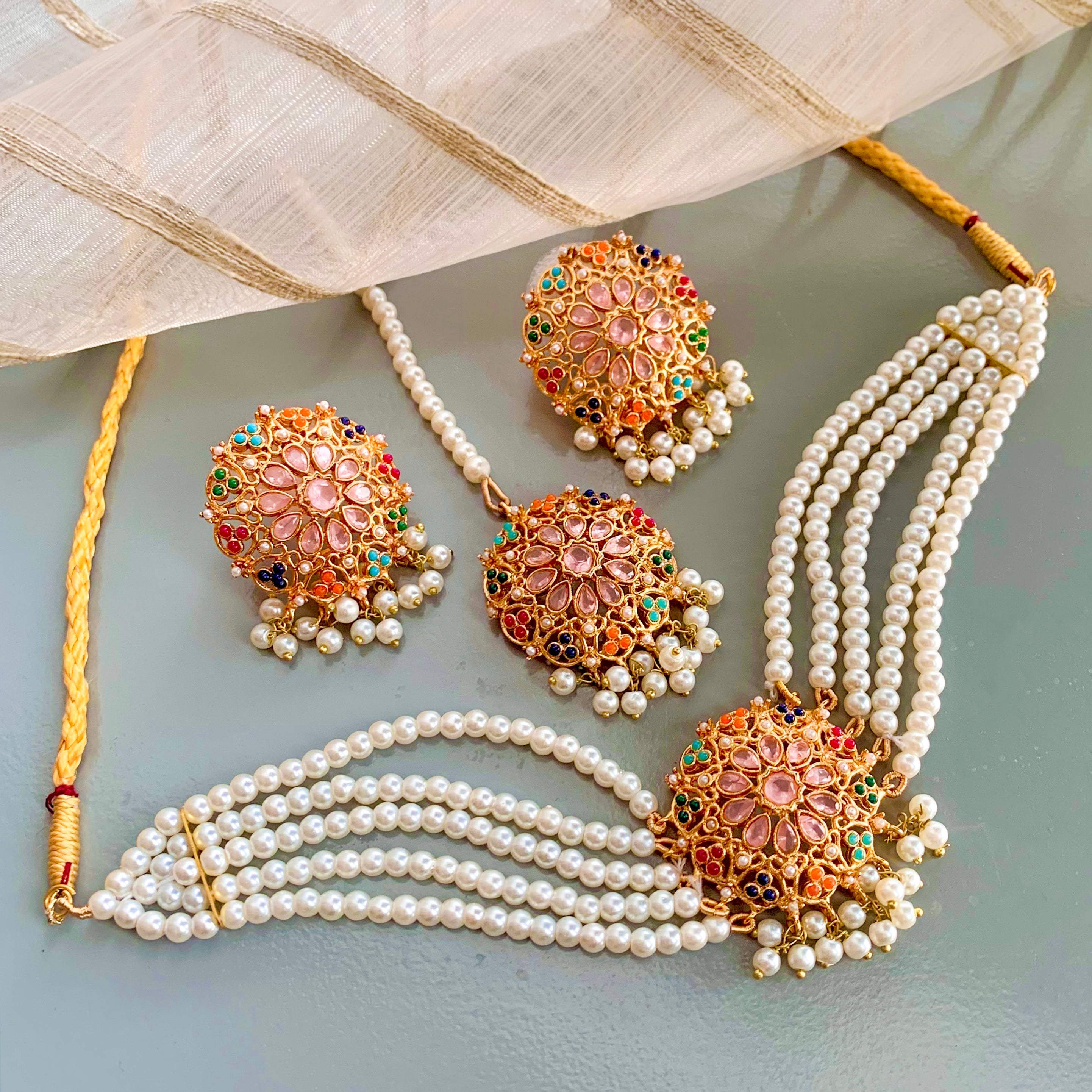 Moti-e-Abroo Pearl Majesty Choker Set | CS-53