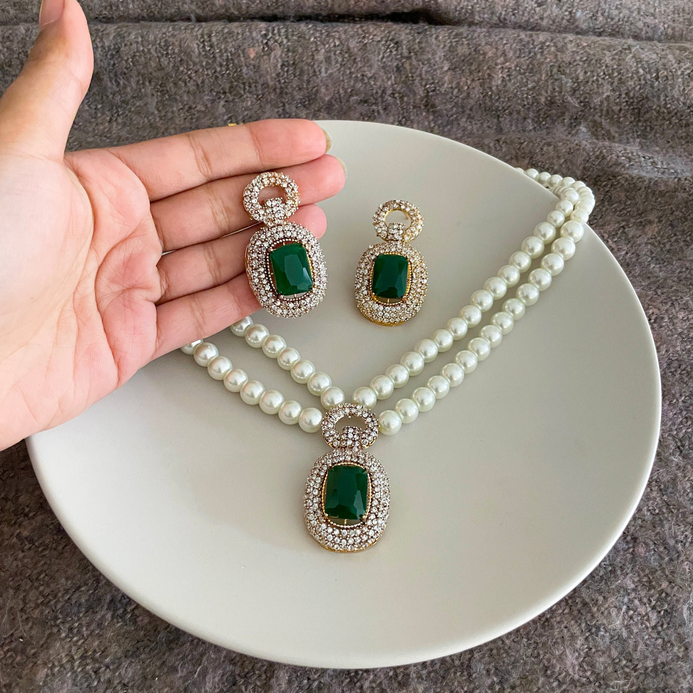 Dur-e-Husun Necklace Set | S-52