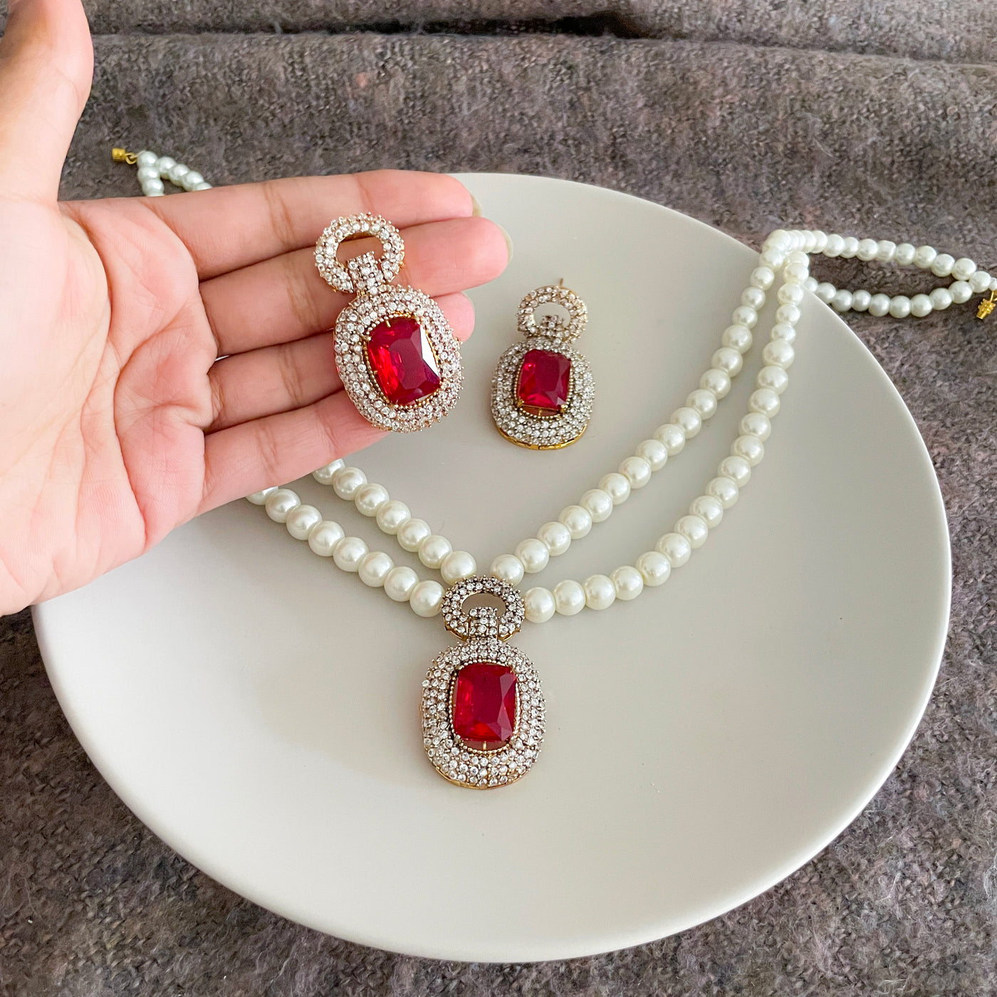 Dur-e-Husun Necklace Set | S-52