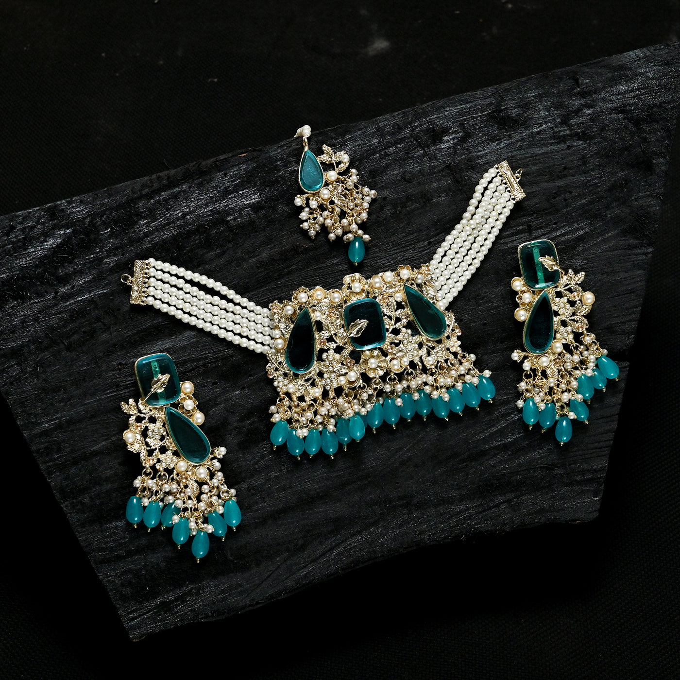 Emerald Pearl Enchantment Choker Set | CS-08