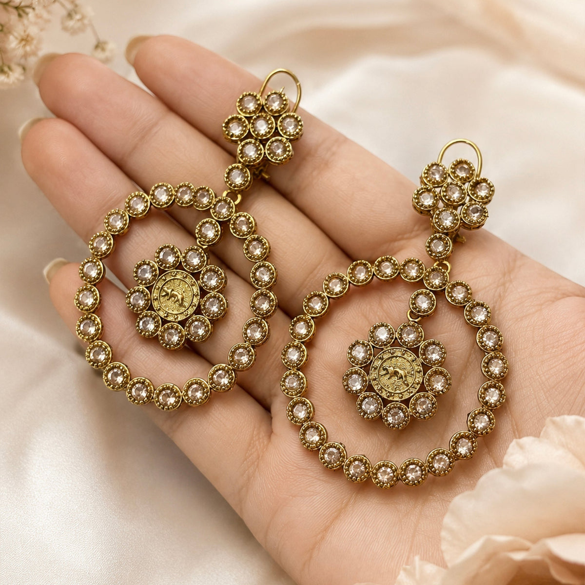 Naqsh-e-Qamar Earrings – (ER-171)